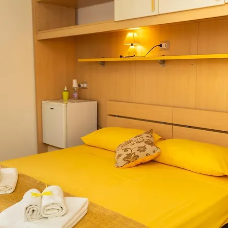 Scoglio Di Pirro 3* טורה סן ג'ובאני אוג'נטו