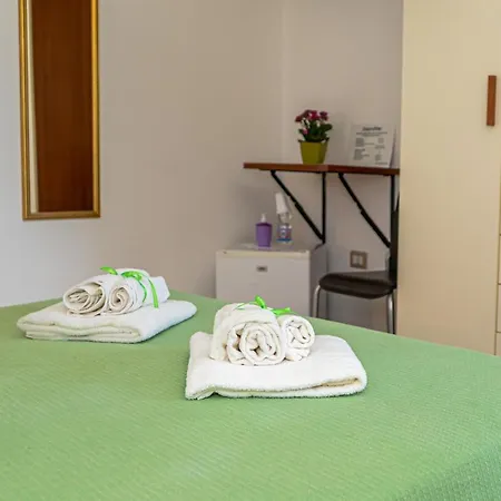 לינה וארוחת בוקר Scoglio Di Pirro