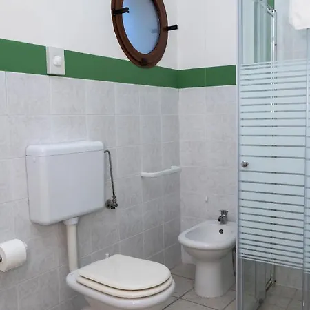 Scoglio Di Pirro טורה סן ג'ובאני אוג'נטו