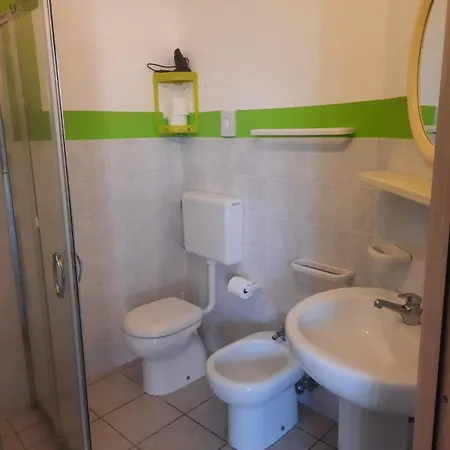 Scoglio Di Pirro לינה וארוחת בוקר