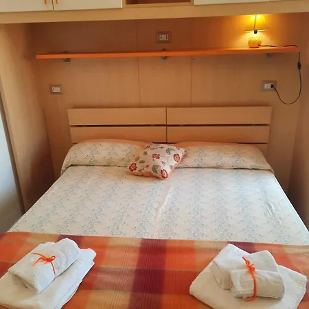 Scoglio Di Pirro לינה וארוחת בוקר 3*