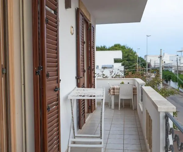 Scoglio Di Pirro Bed & Breakfast 3*