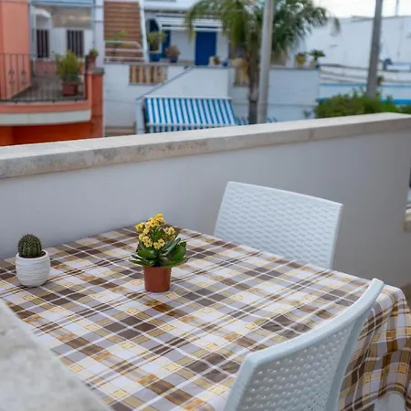 Scoglio Di Pirro Bed and Breakfast 3*